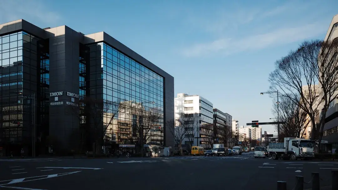 Buying Real Estate Leads vs. Self-Sourcing: Which Strategy Wins in 2026?