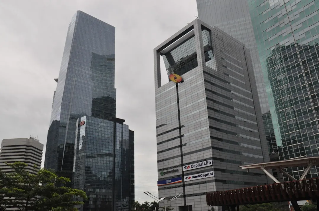 Cost Per Lead (CPL): Your Complete Guide to Calculation, Benchmarks & Optimization